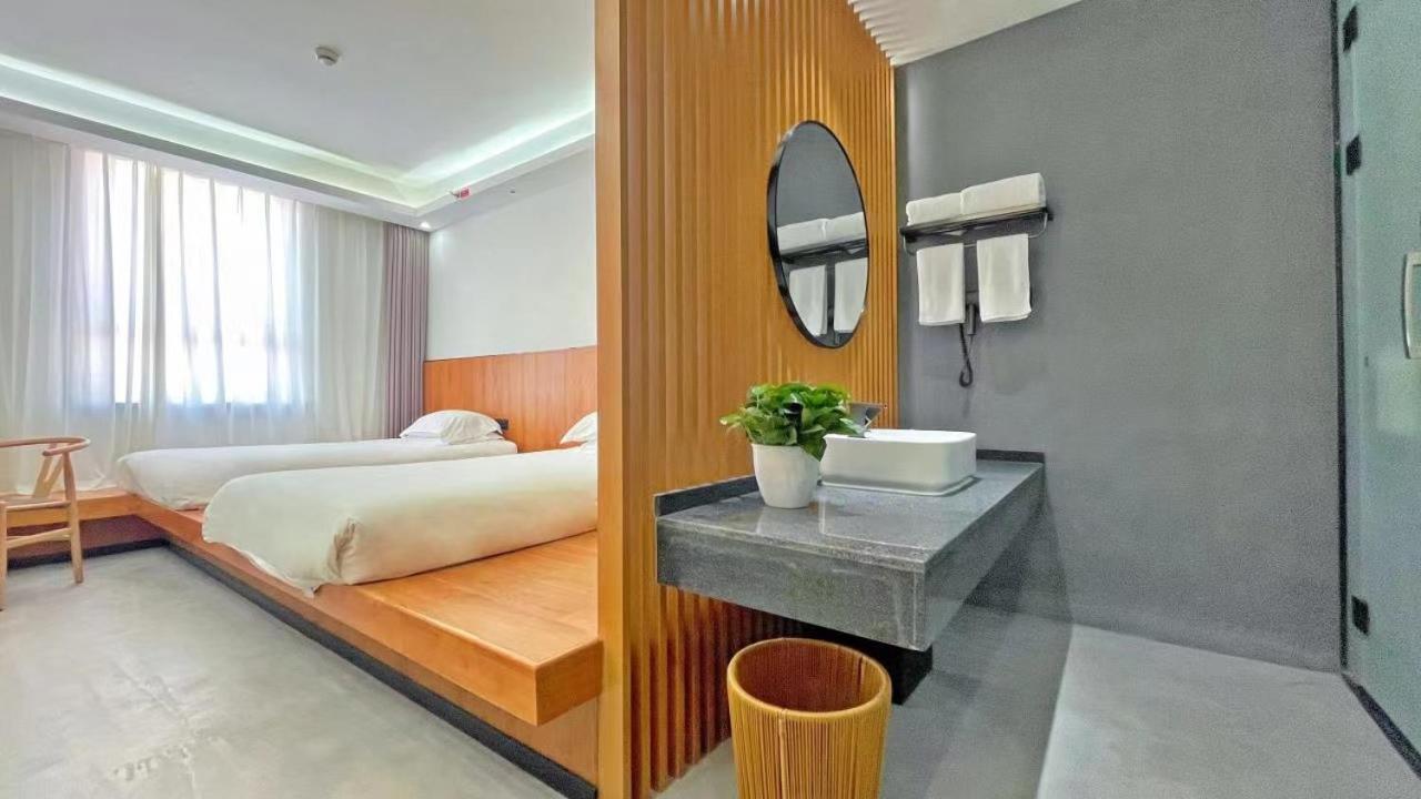 Lin Ting Pudong Airport Hotel